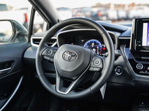 New 2025 Toyota Corolla XSE image 19