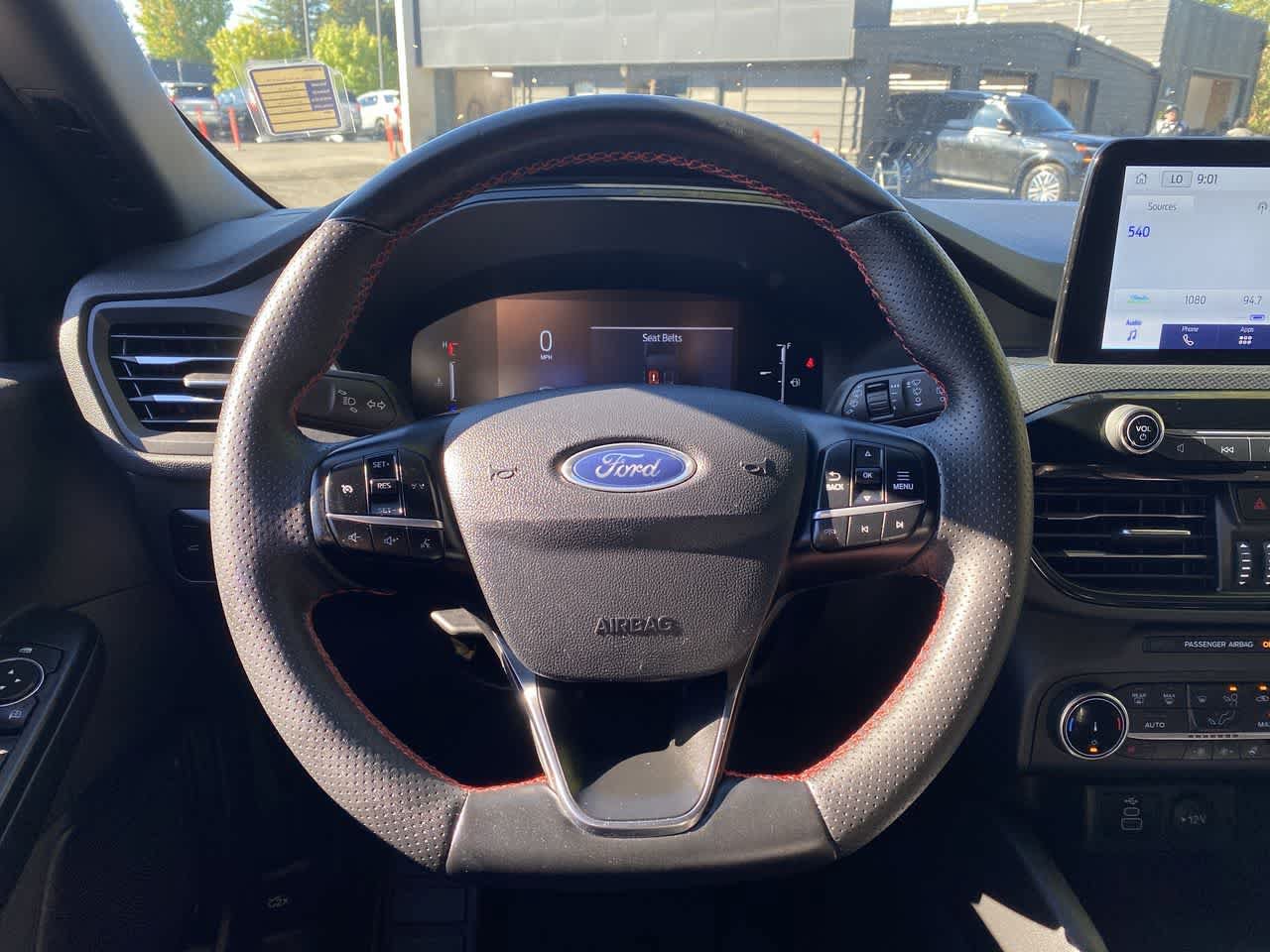 Used 2025 Ford Escape ST-Line Select AWD/4WD image 20