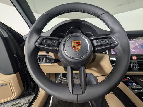 New 2026 Porsche Macan S image 36