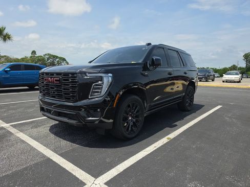 Used 2025 GMC Yukon Denali w/ Denali Reserve Package AWD/4WD image 7