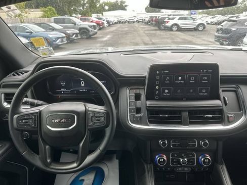 Used 2024 GMC Yukon AT4 AWD/4WD image 12