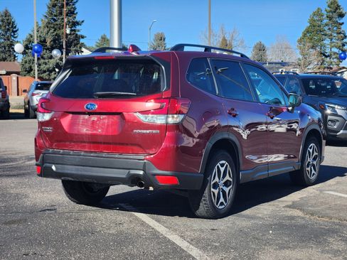 Used 2021 Subaru Forester Premium image 29