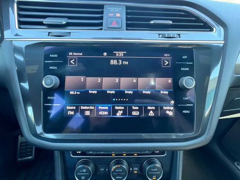 Certified 2021 Volkswagen Tiguan SE R-Line image 16