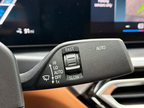 Used 2023 BMW i4 eDrive35 image 33