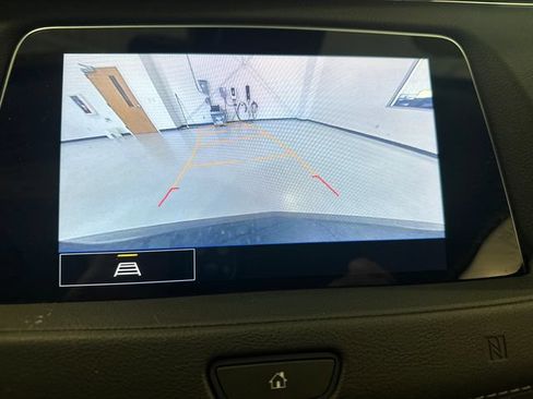 Used 2021 Cadillac XT4 Premium Luxury w/ Sun And Sound Package AWD/4WD image 11