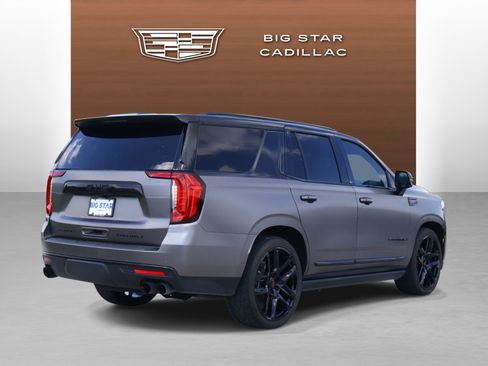 Used 2024 GMC Yukon Denali Ultimate AWD/4WD image 5