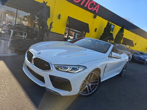 Used 2020 BMW M8 Convertible image 3