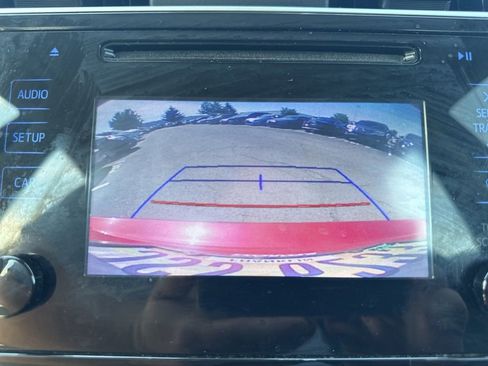 Used 2019 Toyota Corolla LE FWD image 23