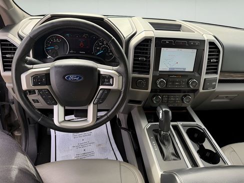 Used 2020 Ford F150 Lariat image 17