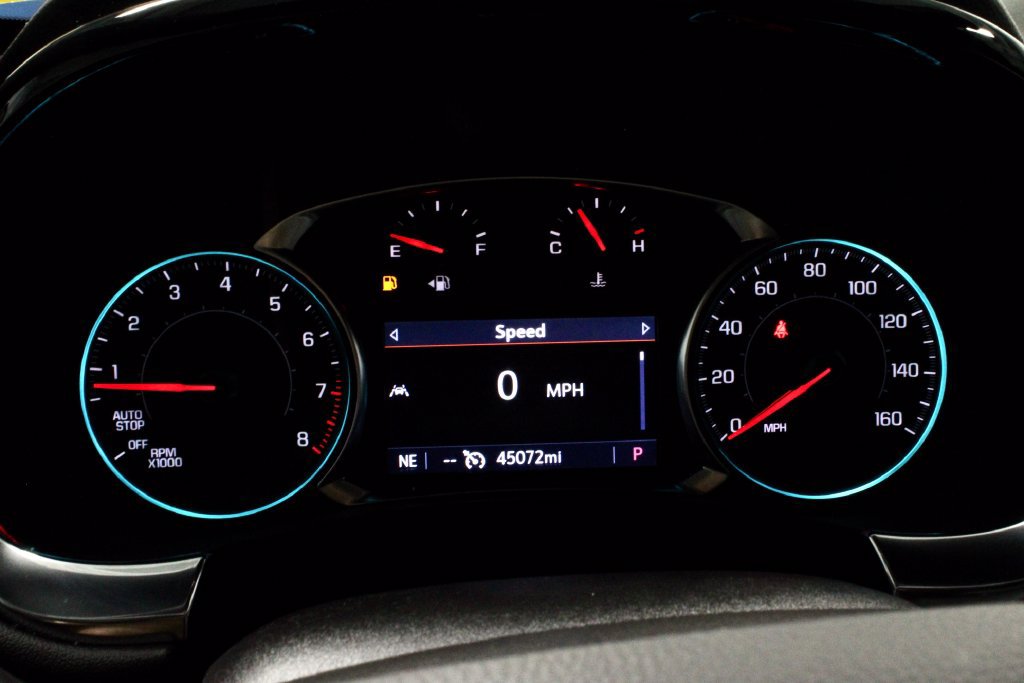 Used 2023 Chevrolet Traverse LT FWD image 29