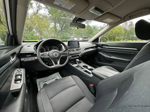 Used 2022 Nissan Altima 2.5 SV image 12