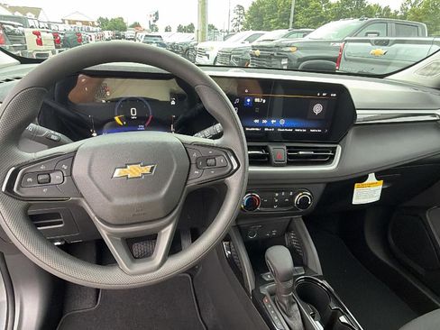 New 2026 Chevrolet TrailBlazer LS w/ LS Convenience Package FWD image 20