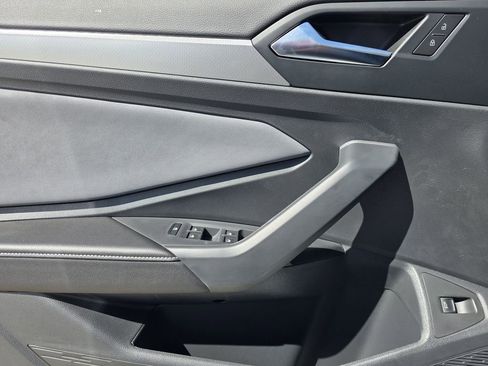 New 2026 Volkswagen Jetta SE FWD image 16