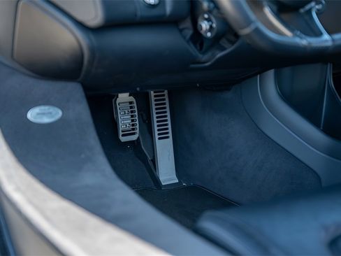 Used 2016 McLaren 650S Spider image 53