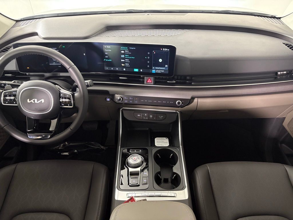 New 2026 Kia Carnival EX FWD image 34