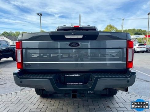Used 2022 Ford F250 Lariat w/ Black Appearance Package image 10