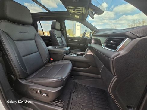 Used 2022 GMC Yukon Denali image 13