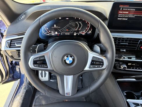 Used 2023 BMW 540i w/ M Sport Package image 23