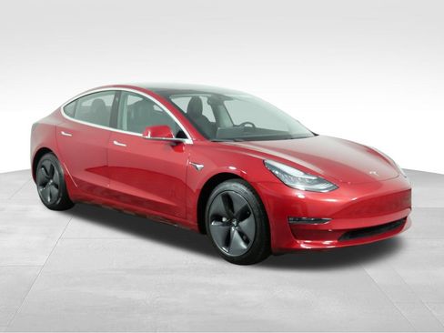 Used 2018 Tesla Model 3 Long Range AWD/4WD image 2