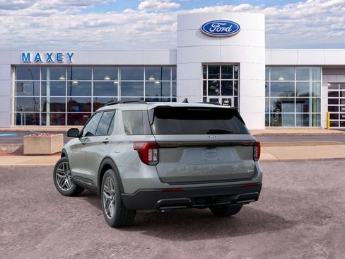 New 2027 Ford Explorer ST-Line w/ Premium Package AWD/4WD image 8