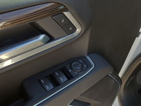 Used 2026 Chevrolet Silverado 1500 LT image 19