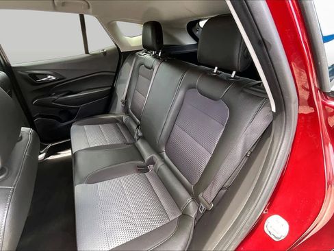 Used 2024 Chevrolet Trax LT FWD image 20