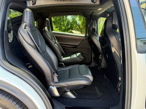 Used 2016 Tesla Model X 90D image 15