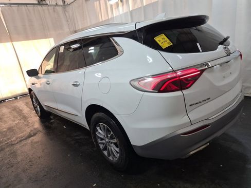 Used 2024 Buick Enclave Premium FWD image 4
