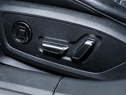 Used 2023 Audi RS 7 Sportback w/ RS 7 Executive Package image 24