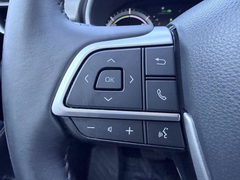 Used 2022 Toyota Highlander Bronze Edition AWD/4WD image 35