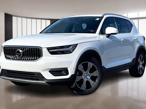 Used 2020 Volvo XC40 T5 Inscription AWD/4WD image 1