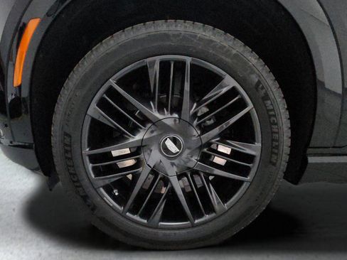 New 2025 Cadillac Escalade IQ Sport 2 w/ LPO, ONYX Package image 32