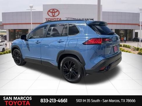 Used 2026 Toyota Corolla Cross AWD Hybrid w/ Convenience Package image 3