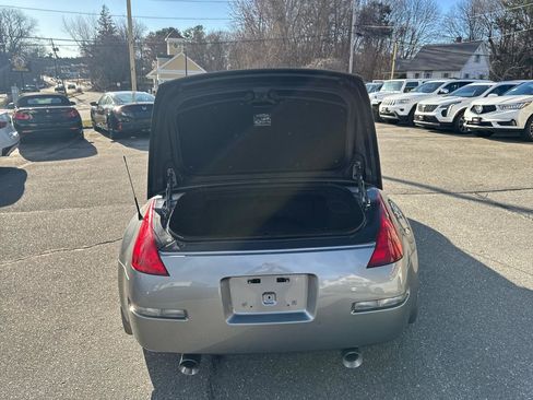 Used 2004 Nissan 350Z Touring image 34