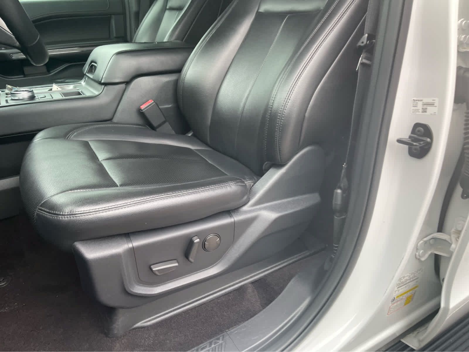 Used 2021 Ford Expedition XLT RWD image 13