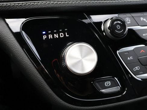 New 2026 Chrysler Pacifica Select image 20