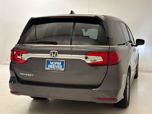 Used 2018 Honda Odyssey EX image 9