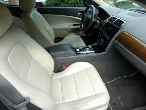 Used 2012 Jaguar XK Coupe image 9