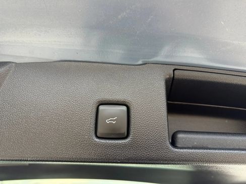 Used 2025 Ford Escape ST-Line Select AWD/4WD image 10