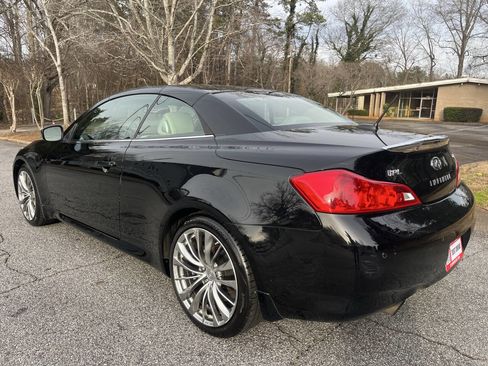 Used 2011 INFINITI G37 Sport w/ Premium Pkg image 2