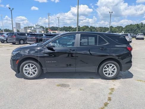 Used 2024 Chevrolet Equinox LS w/ LS Convenience Package AWD/4WD image 6