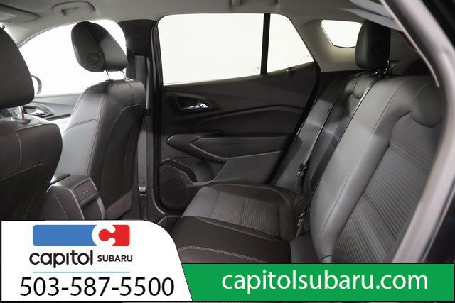 Used 2025 Chevrolet Trax LT FWD image 30