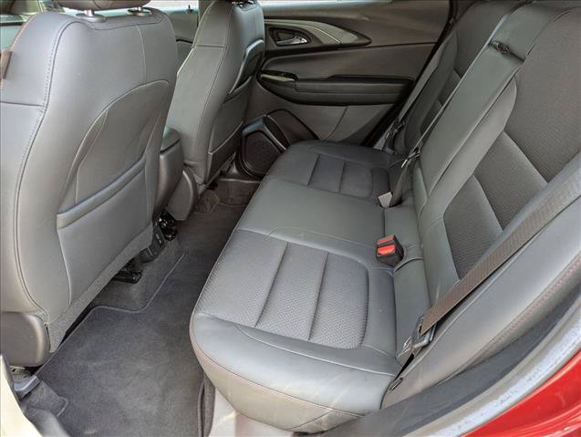 Used 2022 Chevrolet TrailBlazer RS w/ Convenience Package FWD image 12