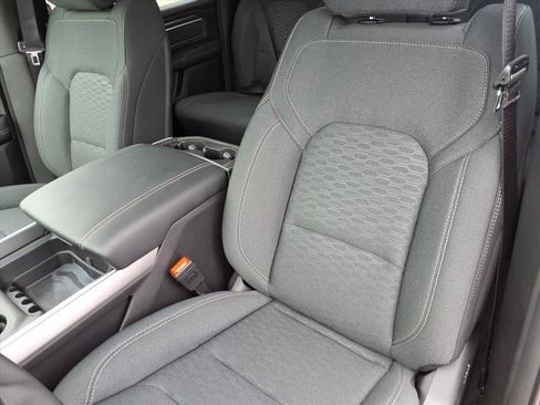 New 2026 RAM 1500 Big Horn AWD/4WD image 18