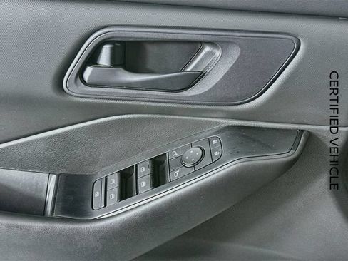 Certified 2024 Nissan Rogue S FWD image 18