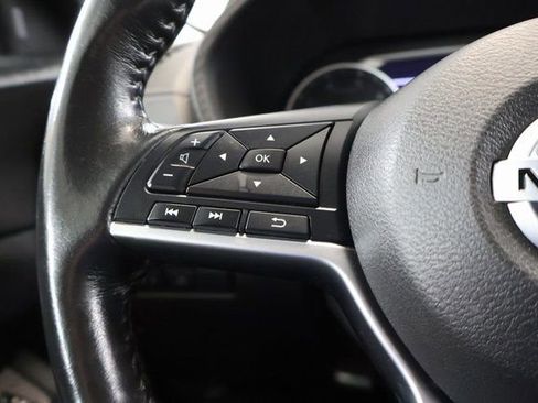 Used 2022 Nissan Sentra SV image 17