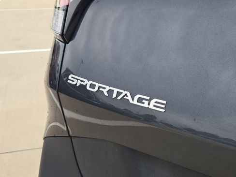 Certified 2023 Kia Sportage X-Pro Prestige AWD/4WD image 12