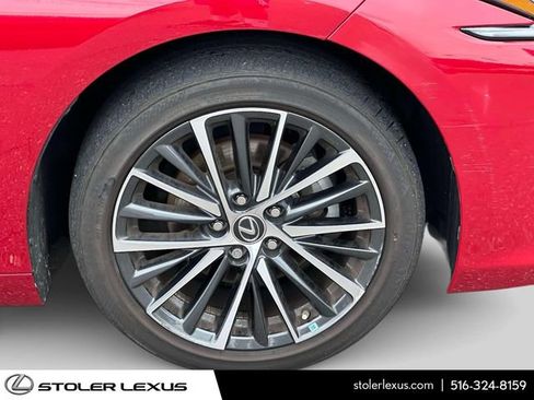 Certified 2023 Lexus ES 300h w/ Premium Package FWD image 10