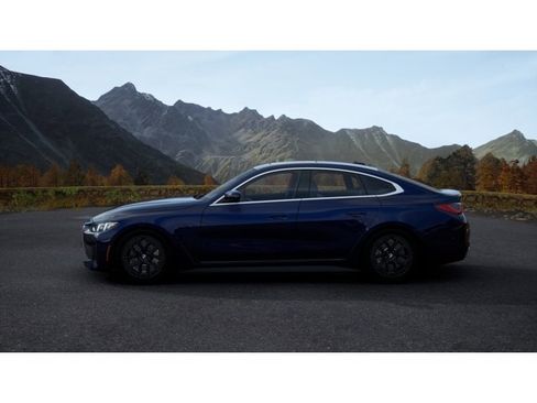 New 2026 BMW i4 eDrive40 image 4