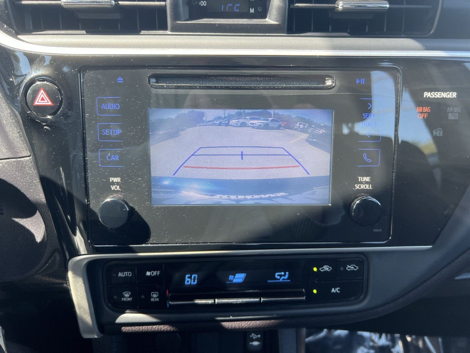Used 2017 Toyota Corolla LE FWD image 18